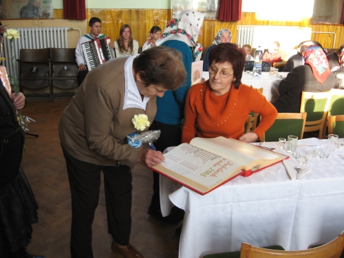 200910181556400.novy 026
